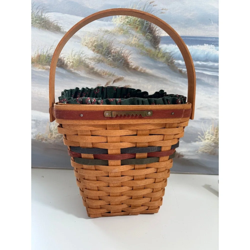 Longaberger 1993 Handwoven Basket Wall Hanging Green Floral Liner Protector